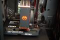 HAL3000 MČR Finale Pro / AMD Ryzen 5 7600/ 32GB DDR5/ RTX 5070/ 1TB PCIe4 SSD/ WiFi/ W11 Herný počítač, AMD Ryzen 5 7600, 32GB DDR5, NVIDIA GeForce RTX 5070, 1TB PCIe SSD, Wi-Fi, W11