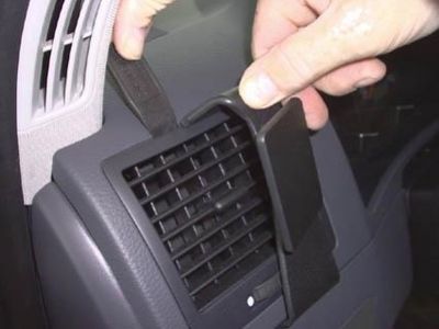 Brodit ProClip montážna konzola pre VW Multivan 03-15, vľavo