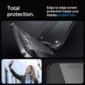 Spigen tvrdené sklo GLAS.TR "EZ FIT" FC pre iPhone 15 Pro Max 6,7" čierne