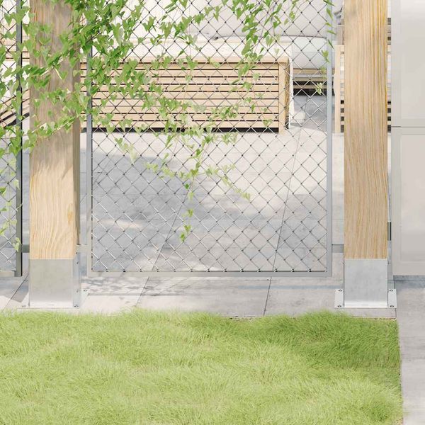 vidaXL Podnože stĺpikov štvorcové 4 ks Strieborná 141x141 mm