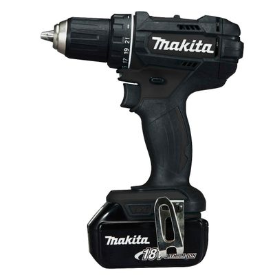 Makita Aku vrtací šroubovák čierny Li-ion LXT 18V/3,0 Ah
