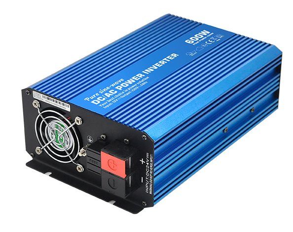 Menič napätia 12V/230V 600W, CARSPA P600, čistá sínusovka