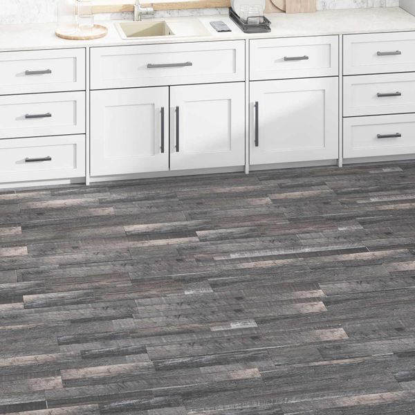 vidaXL Podlahové dosky 5,02 m² 36 pcs PVC Priemyselné drevo