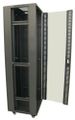 XtendLan 42U/600x800 stojanový, černý, skleněné dveře, plná záda Rozvadec, 19", stojanový, výška 42U, 600x800, sklenené dvere, kourové sklo, plná záda, perforovaný horní a spodní kryt, rozebírat