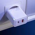 Maxlife MXTC-09-30AC GaN PD QC nabíjačka 1x USB-C 1x USB 30W biela