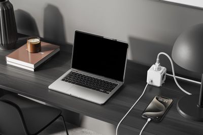 Cubenest Powercube Extended USB PD 20W, A+C, 4× zásuvka, 1,5m, bílá/šedá,  dětská pojistka, uzemnění, dok, 10A/250V Zásuvka, napájecí, vnitrní, 4× zásuvka, 10A, 2500W, 1× USB, 1× USB-C, PD 3.0, detská pojistka, 1,5m kabel, bílo-šedá
