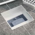 vidaXL Odtok sprchy s bodkami Strieborná 15 x 15 cm Nerezová oceľ 304