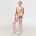 Bezšvová športová podprsenka Fierce Baby Pink - GymBeam, veľkosť XS