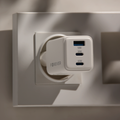 Nabíjačka Forever TC-08-65ACC GaN PD QC 2x USB-C 1x USB 65W biela