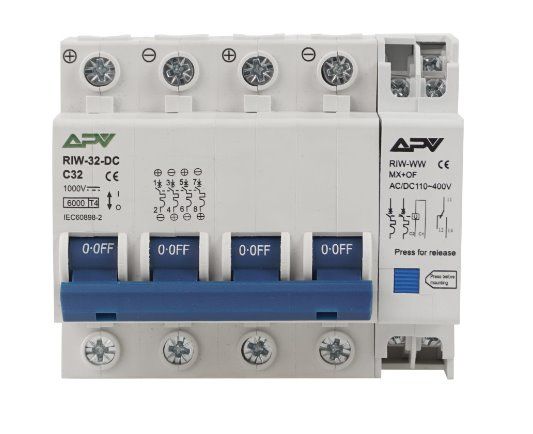 FVE odpínač integrovaný s vypínacou spúšťou Adelid APV 4P 32A 1000V DC FVE odpínač integrovaný s vypínacou spúšťou Adelid APV 4P 32A 1000V DC