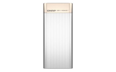 QNAP QNA-UC10G1T - adaptér USB-C 4 (podpora Thunderbolt 3 a 4) na 10GbE NBASE-T (pasívne chladenie)
