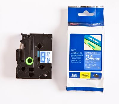 páska BROTHER TZ555 biele písmo, modrá páska Tape (24mm)