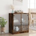 vidaXL Bočná skrinka so sklenenými dvierkami dymový dub 68x37x75,5 cm