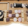 Montessori senzorická manipulačná doska medvedík Kruzzel 22584 Montessori senzorická manipulační deska medvídek Kruzzel 22584