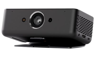 STRONG projektor ESTELLE ONE/ DLP/ FHD (1920x1080)/ 200 ANSI/ 4G LTE/ USB-C/ HDMI/ BT/ Wi-Fi/ Repro/ Android 12/ čierny Projektor, prenosný, DLP, LED, Full HD, 200ANSI, 6" dotykový displej, HDMI, USB-C, Wi-Fi, Bluetooth, Android 11, repro, čierny