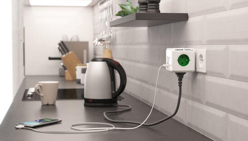 Cubenest Powercube Original USB PD 20W, A+C, 4× zásuvka, bílá/zelená, dětská pojistka, uzemnění, max. 16A/250V~3680W Zásuvka, napájecí, vnitrní, 4× zásuvka, 16A, 3680W, 1× USB, 1× USB-C, PD 3.0, 20W, detská pojistka, bílo-zelená