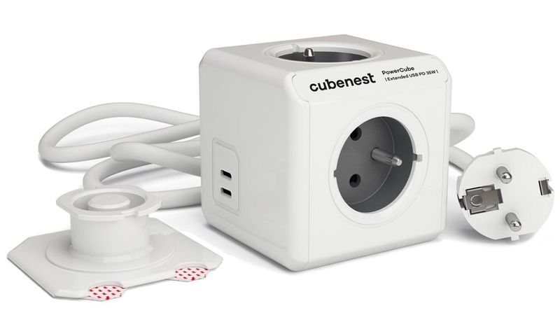 Cubenest Powercube Extended USB PD 35W, 2xUSB-C, 4× zásuvka, 1,5m, bílá/šedá, dětská pojistka, uzemnění, montážní dok Zásuvka, napájecí, vnitrní, 4× zásuvka, 10A, 2500W, 2× USB-C, PD 3.0, detská pojistka, 1,5m kabel, bílo-šedá
