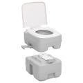 vidaXL Prenosné kempingové WC šedo-biele 20+10 l HDPE