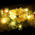 vidaXL Vianočný oblúk s LED svetlami, zelený 90 cm, PVC
