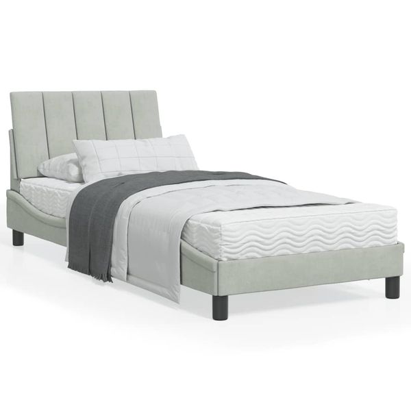 vidaXL Posteľ s matracom Hanko bledosivý 90x200 cm zamat