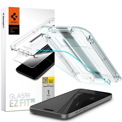 Spigen tempered glass GLAS.TR "EZ FIT" for iPhone 15 6,1" clear