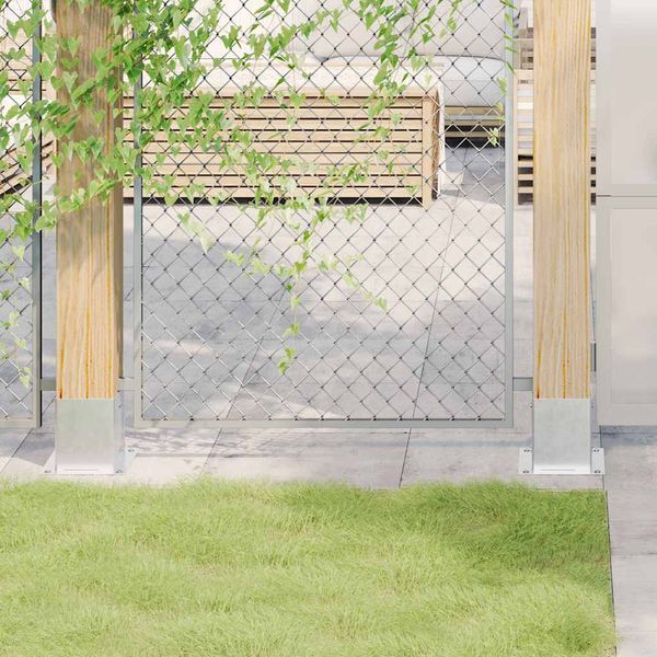 vidaXL Podnože stĺpikov štvorcové 4 ks Strieborná 121x121 mm