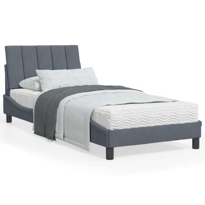 vidaXL Posteľ s matracom Hanko tmavosivý 90x200 cm zamat