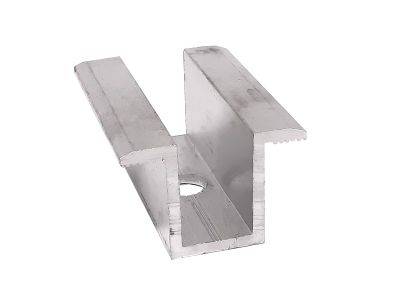 Úchyt stredový univerzálny U-24, L50 mm strieborný pre FV panel