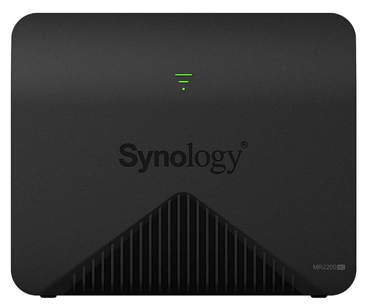 Synology MR2200ac Router, bezdrátový, trípásmový, 2,4GHz, 5GHz, 802.11a/b/g/n/ac, 717MHz CPU ctyrjádrový, 256MB RAM, 1x USB 3.0, 1x GbE WAN, 1x GbE