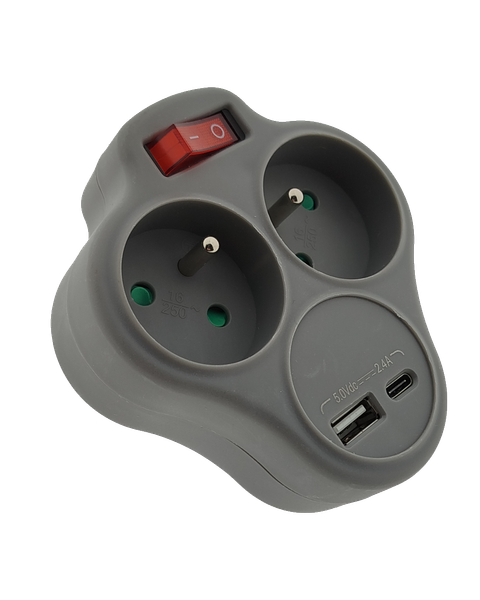 QTEC Q-416F Adaptér s USB nabíječkou  2x2P+E 1x USB - A/1x USB-C