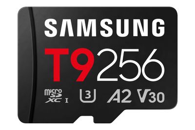 Samsung T9/Micro SDXC/256GB/UHS-I U3 / Class 10/+ Adaptér/Čierna