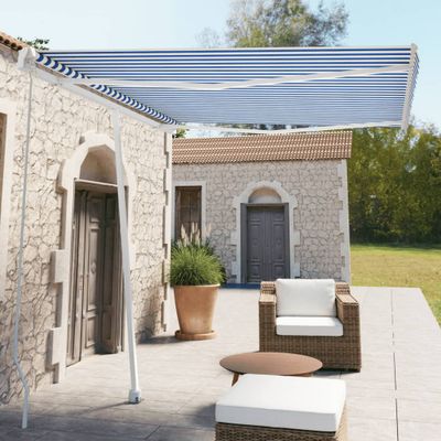 vidaXL Voľne stojaca ručne zaťahovacia markíza 300x250 cm, modro biela