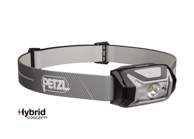 Petzl E067AB00 TIKKA® CORE Black nabíjateľná čelovka, čierna
