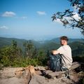 Turistický batoh NILS Camp NC1925 Wayfarer 35L sivý