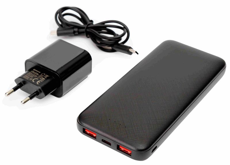 Platinet SET 3v1 Powerbanka 10000 mAh + Nabíjačka 20W Power Delivery, kábel USB-C 1m, čierna