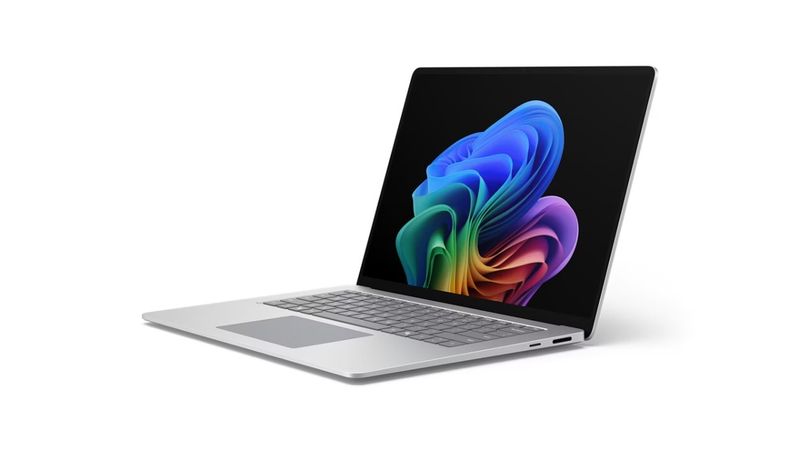 Microsoft Surface Laptop 15'' (8. edícia)/U5-335/15''/3270x2180/T/32GB/256GB/Intel int/W11P/Platinum/2R