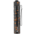 i5T EOS
(Pumpkin Stains) OLIGHT 1 x 1.5V AA Alkaline 
Battery (Included)