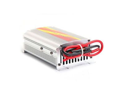 Napäťový menič CARSPA SUT1224-20 12 V/24 V 20 A