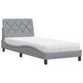 vidaXL Posteľ s matracom bledosivá 80x200 cm látka