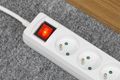 Predlžovací kábel REBEL URZ3202-5  3 zásuvky, 5m, vypínač, 2xUSB, biela