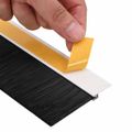vidaXL Samolepiace tesnenia dverí s kefou 12 ks Biela 100 cm