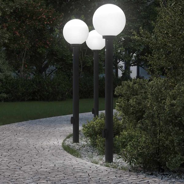 vidaXL Stĺpikové svetlá so senzorom a zásuvkou 3 ks 120 cm čierne IP44