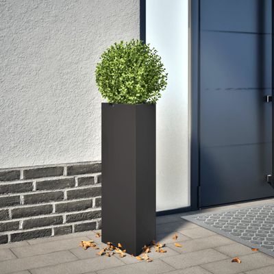vidaXL Záhradné kvetináče 2 ks čierne trojuholník 30x26x75 cm oceľ