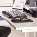 FELLOWES opěrka zápěstí ke klávesnici PlushTouch/ 475mm x 62mm x 15mm/ polypropylen/paměťová pěna/ černá Operka dlane, ke klávesnici, 460x81mm, pametová pena, cerná
