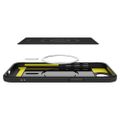 Puzdro Spigen Rugged Armor Mag MagSafe pre iPhone 16E matná čierna
