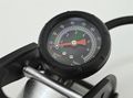 Hustilka nožná s manometrom jednopístová TÜV/GS 1x120 mm