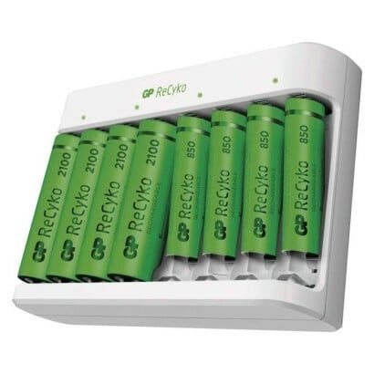 B51819 GP GP nabíjačka batérií Eco E811 + 4× AA 2100 + 4× AAA