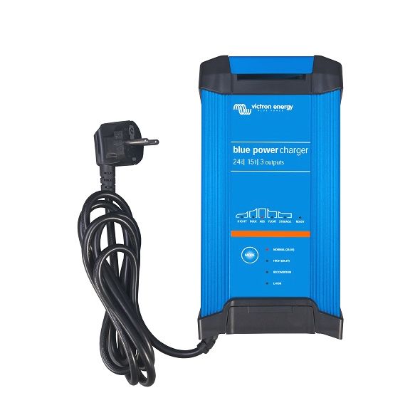Chytrá nabíjačka batérií BlueSmart 12V/15A (1) IP22