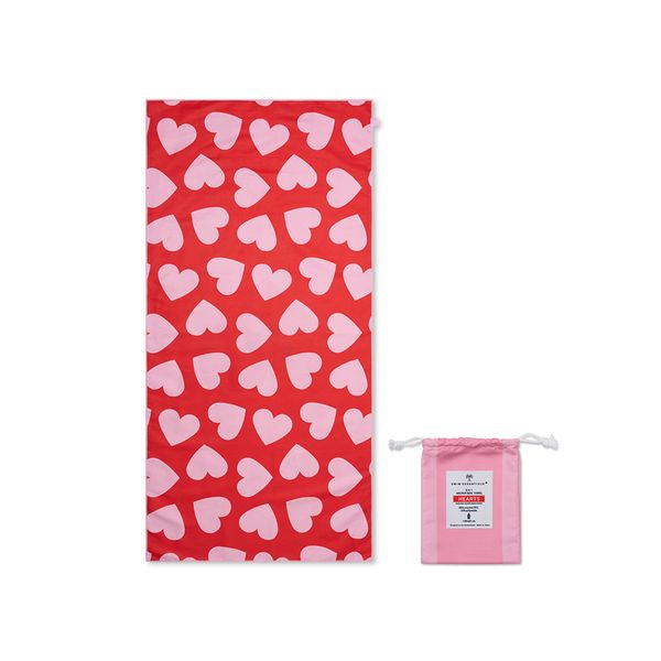 Plážový uterák z mikrovlákna Hearts 135 x 65 cm