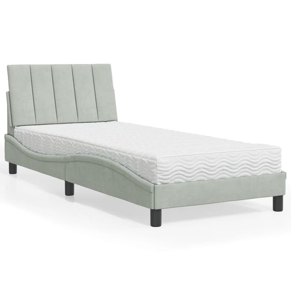 vidaXL Posteľ s matracom Hanko bledosivý 90x190 cm zamat